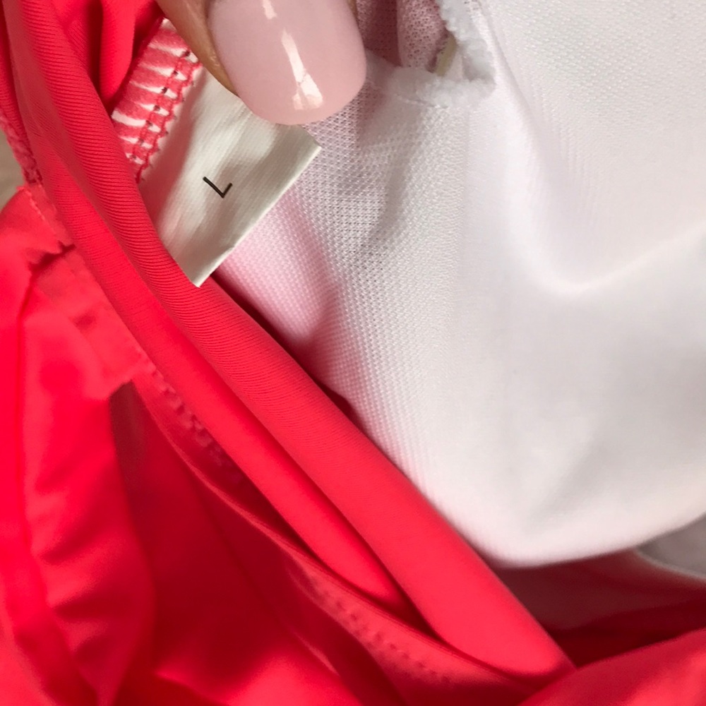 ❌Sold❌ Peplum bikini top - Picture 3 of 3